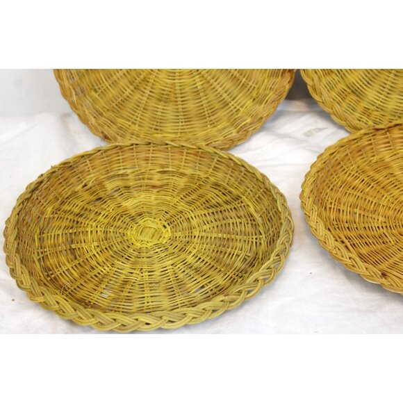 VTG Nevco 4 Paper Plate Holders Yellow 1990s 1980s 9" Natural Died Wicker Bamboo - Picture 5 of 6